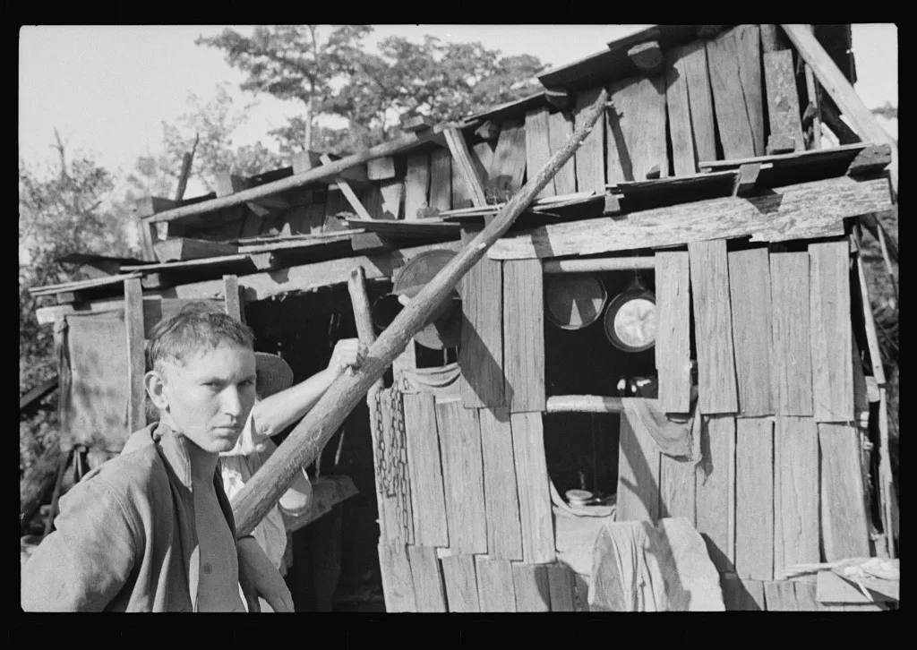 [Untitled photo, possibly related to: Squatter's camp, Route 70,…, Arkansas, 1935