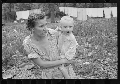 Family of Arkansas sharecropper, 1935