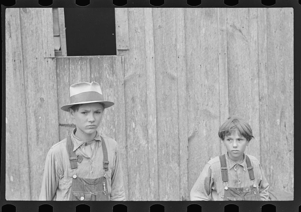 [Untitled photo, possibly related to: Sam Nichols, tenant farmer,…, Arkansas, 1935