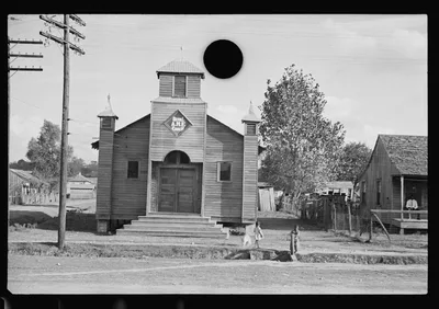[Untitled photo, possibly related to: Church at Natchez, Mississippi], 1935