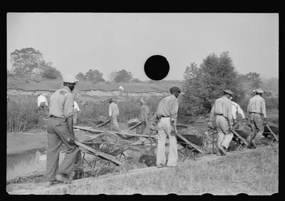 [Untitled photo, possibly related to: Levee workers, Plaquemines…, Louisiana, 1935