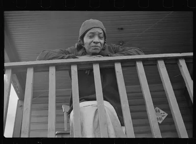 Waiting for relief check, Scotts Run, West Virginia, 1935