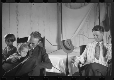 [Untitled photo, possibly related to: Trische family, tenant farmers,…, Louisiana, 1935