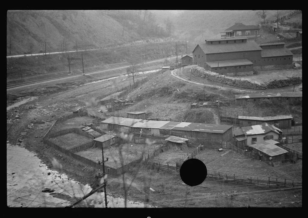 [Untitled photo, possibly related to: Kimball, West Virginia], 1935