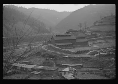 [Untitled photo, possibly related to: Kimball, West Virginia], 1935