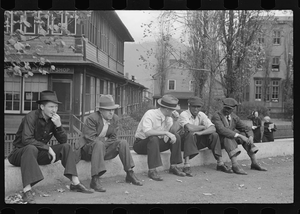[Untitled photo, possibly related to: Scene in Omar, West Virginia], 1935
