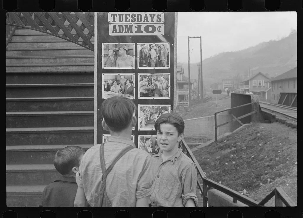 [Untitled photo, possibly related to: Omar, West Virginia], 1935