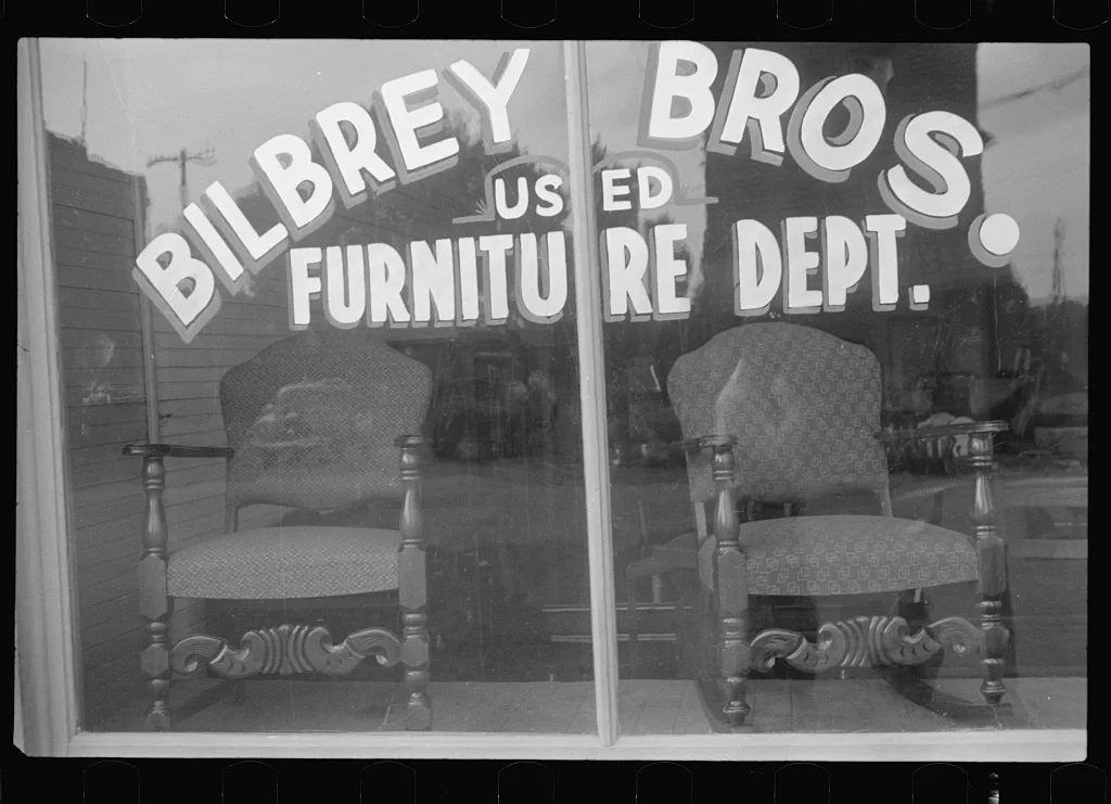 Furniture store window, Crossville, Tennessee, 1937