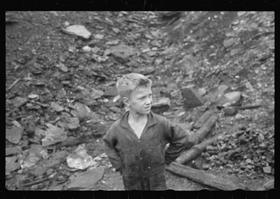 [Untitled photo, possibly related to: Young boys salvaging coal from…, Pennsylvania, 1937