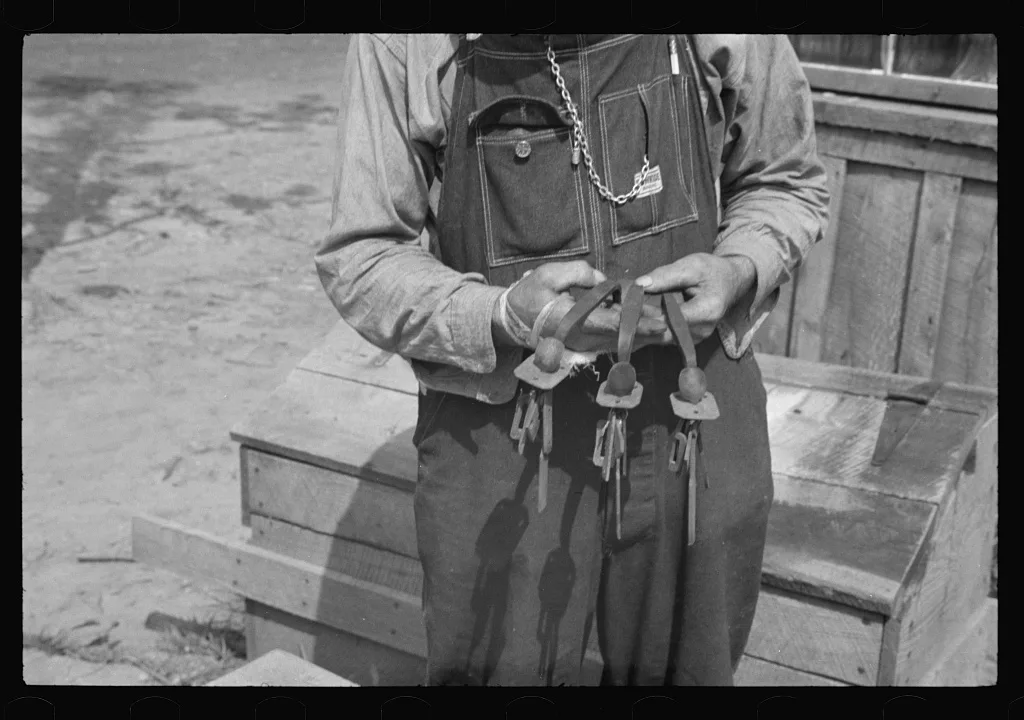 Iron worker with his work, Cumberland Farms, Tennessee, 1937