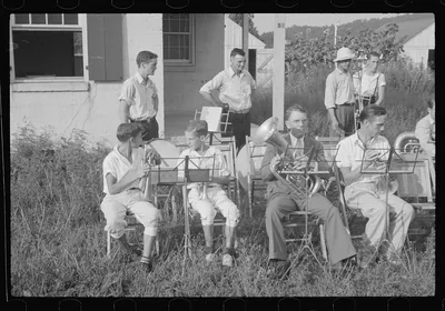 [Untitled photo, possibly related to: Band rehearsal, Red House, West…, West Virginia, 1937