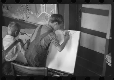Painting class in school, Westmoreland Homesteads, Pennsylvania, 1937