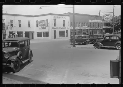 Street scene, Washington Court House, Ohio (see general caption), 1938