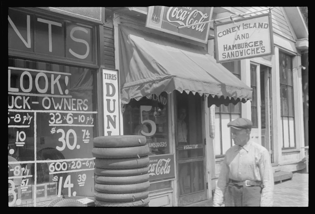 [Untitled photo, possibly related to: Main and Court Streets,…, Ohio, 1938