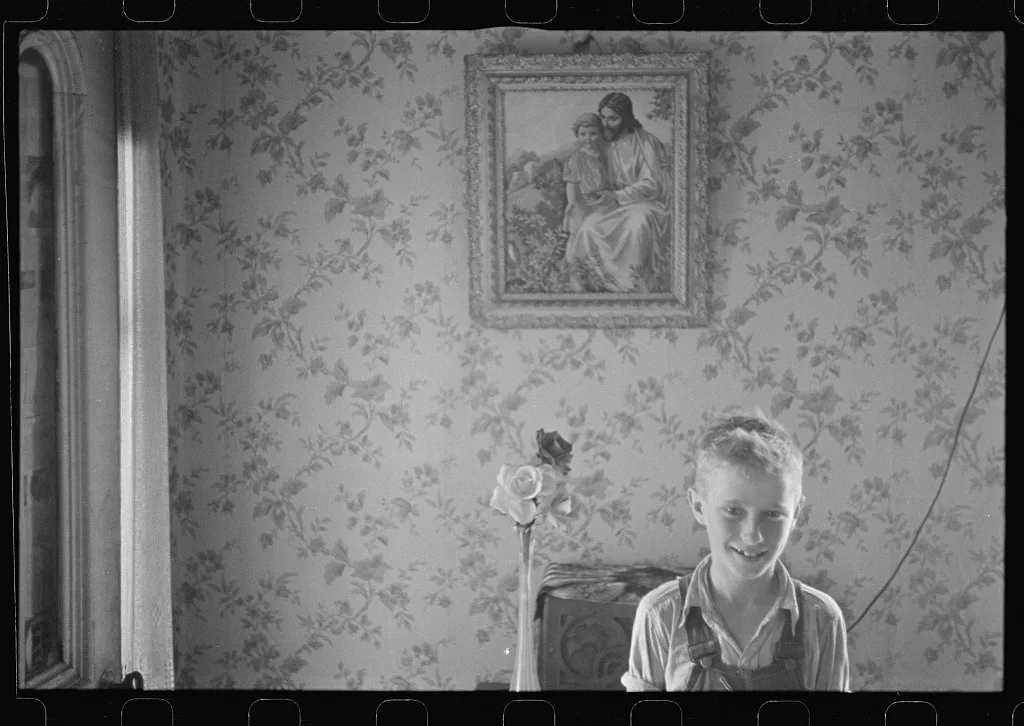 Son of Mr. Thaxton, farmer, in Thaxton farmhouse, near Mechanicsburg,…, Ohio, 1938