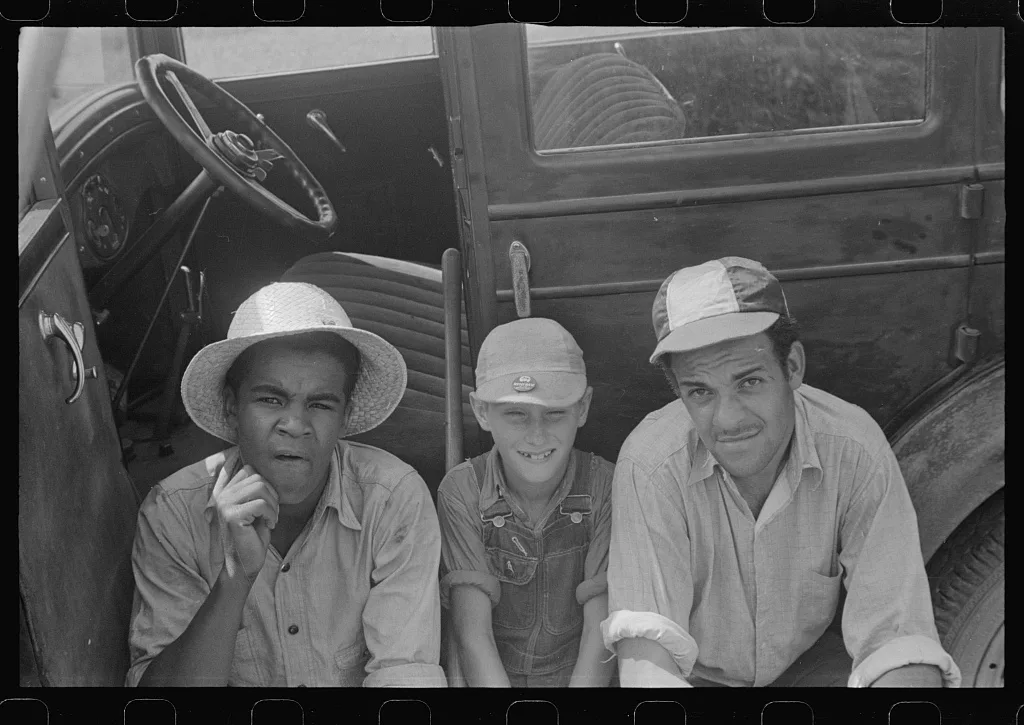 Members of threshing crew, central Ohio, 1938