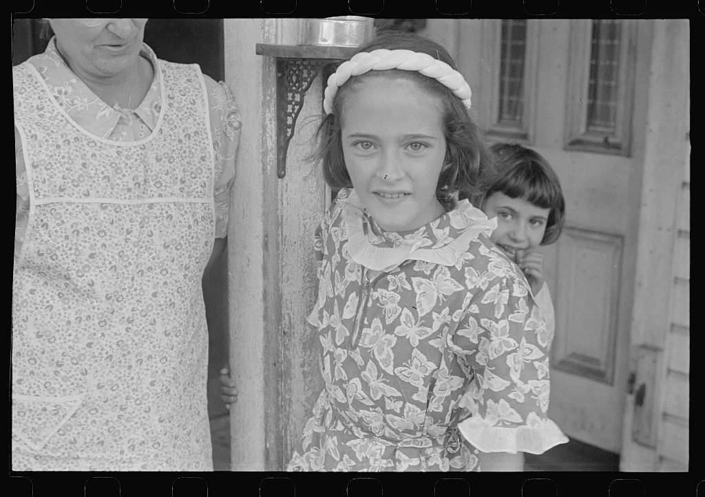 [Untitled photo, possibly related to: Mr. Virgil Thaxton, Ohio…, 1938