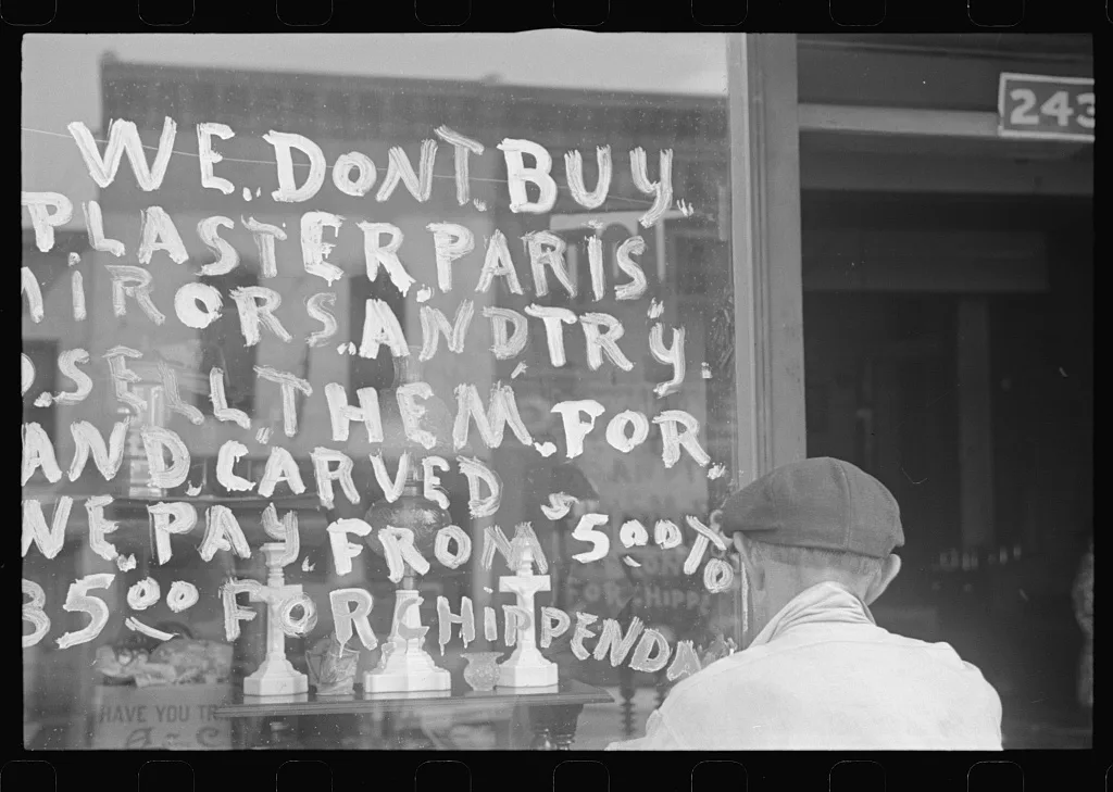 Secondhand furniture store, Springfield, Ohio, 1938