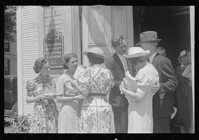 Leaving church, Linworth, Ohio, 1938