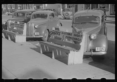 Street scene, Plain City, Ohio, 1938