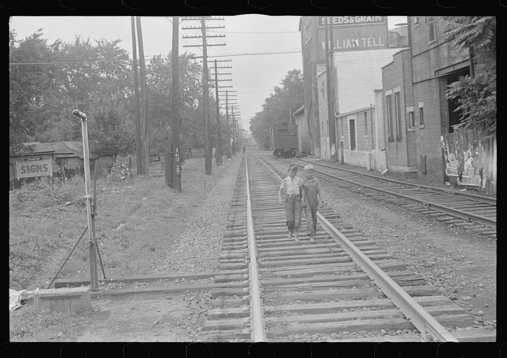 Saturday afternoon in London, Ohio, "the other side of the tracks", 1938