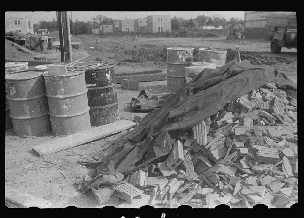 Hightstown, New Jersey. Steps in the preparation of mortar for fresco…, 1935
