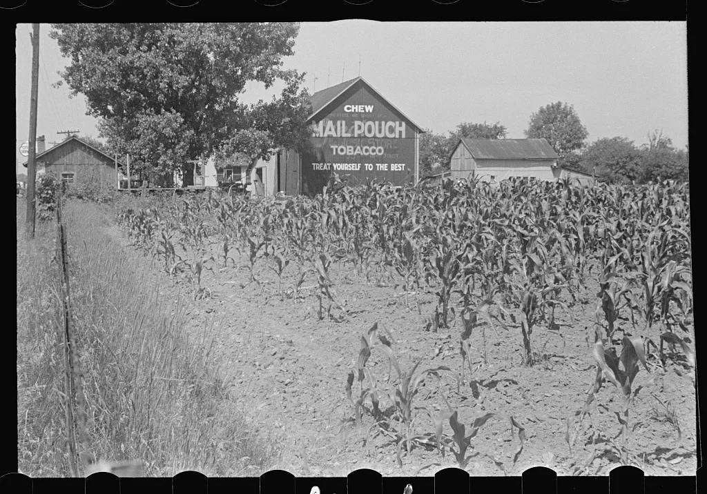Barn advertising in central Ohio on Route 40 (see general caption), 1938