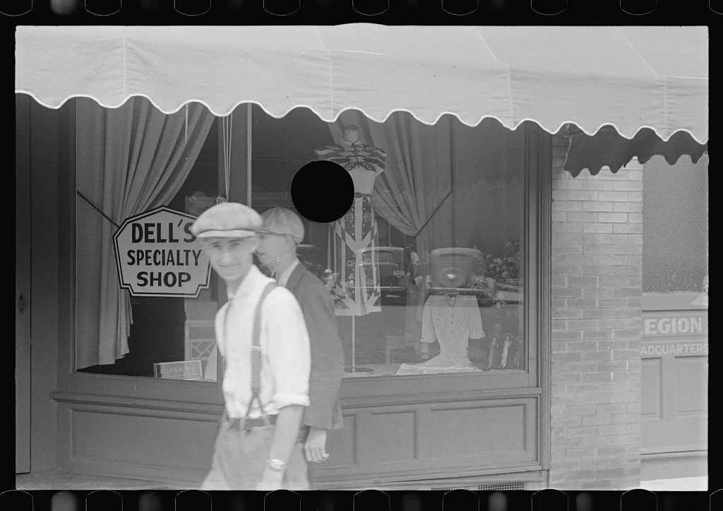 [Untitled photo, possibly related to: Residents of Urbana, Ohio], 1938