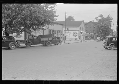 [Untitled photo, possibly related to: Saturday afternoon in London,…, Ohio, 1938