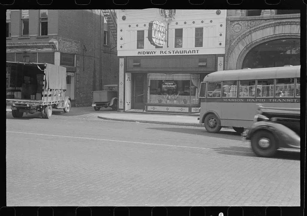 [Untitled photo, possibly related to: Saturday afternoon in London,…, Ohio, 1938