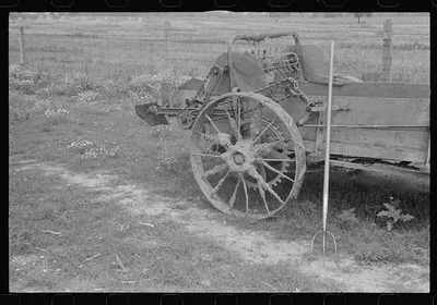 Manure spreader and bundle fork, central Ohio, 1938