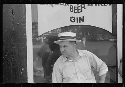 Street scene, Washington Court House, Ohio (see general caption), 1938
