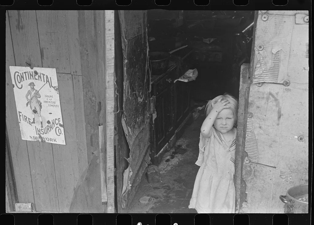 Child of ex-farmer now on W.P.A. (Work Projects Administration),…, Ohio, 1938