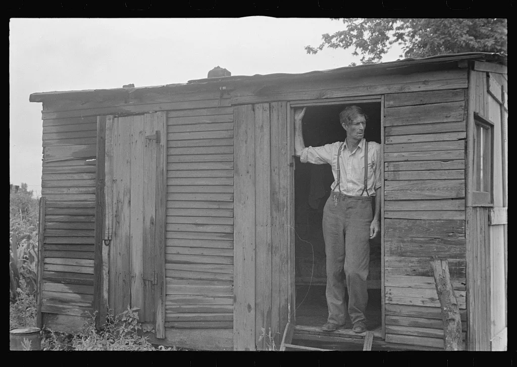 [Untitled photo, possibly related to: Dwellers in Circleville's…, Ohio, 1938