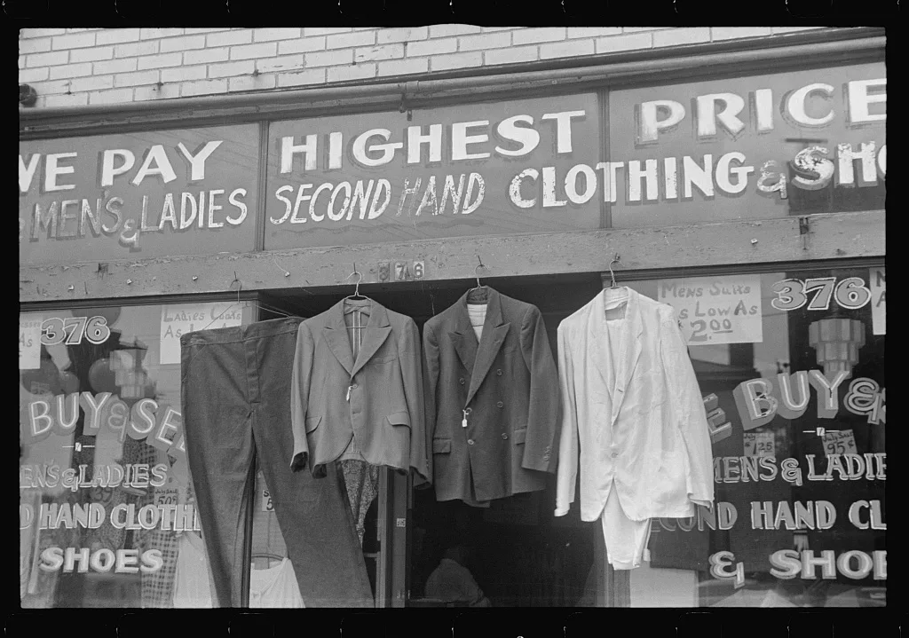 [Untitled photo, possibly related to: Secondhand clothing store,…, Ohio, 1938