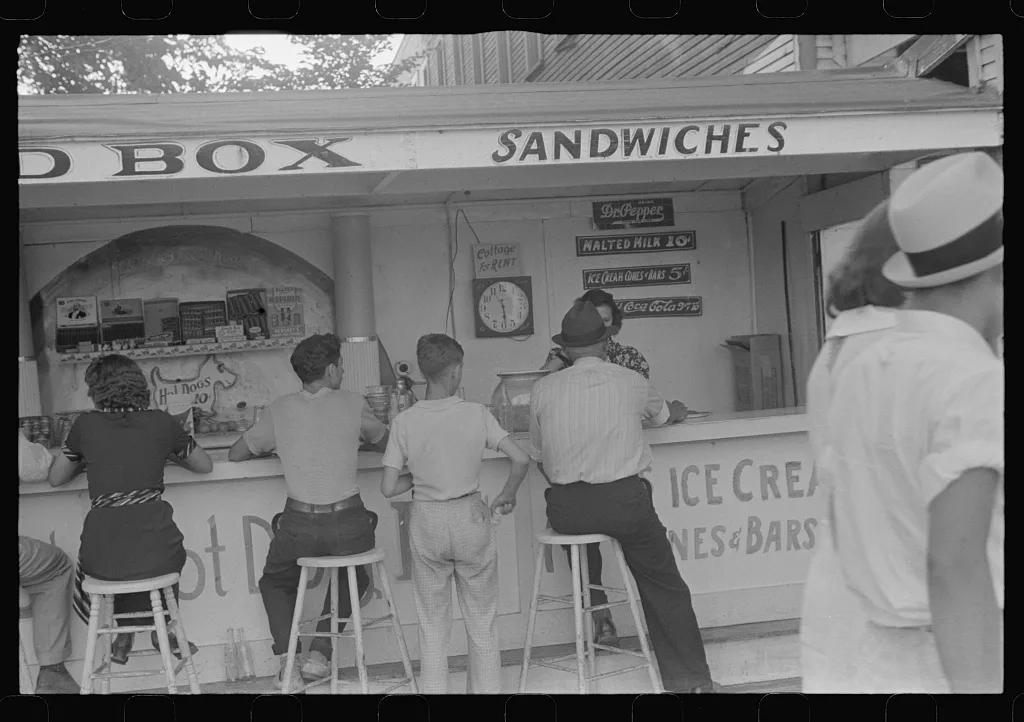 [Untitled photo, possibly related to: Scene at Buckeye Lake Amusement…, Ohio, 1938