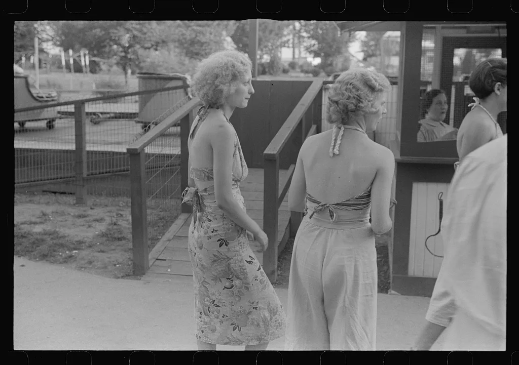 Scene at Buckeye Lake Amusement Park, near Columbus, Ohio (see…, 1938