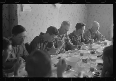 Dinner during wheat harvest time, central Ohio, 1938