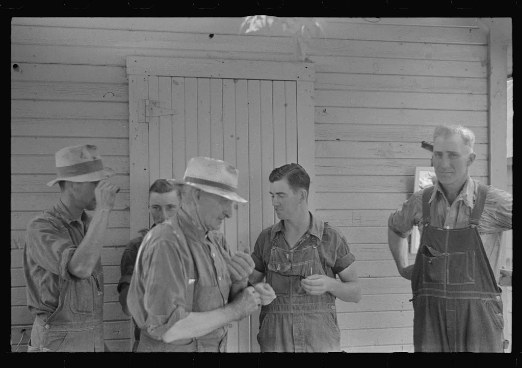 [Untitled photo, possibly related to: Waiting around before dinner…, Ohio, 1938