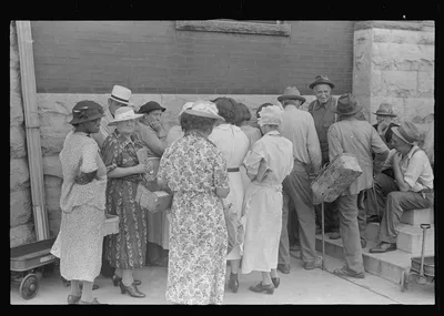 Outside relief station, Urbana, Ohio, 1938