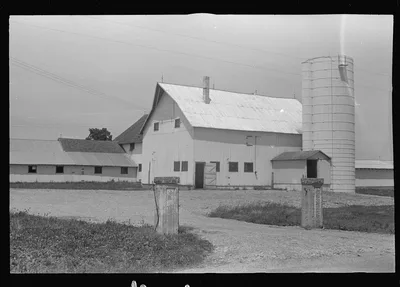 Barn and silo in central Ohio, Woodstock, Ohio (see general caption), 1938