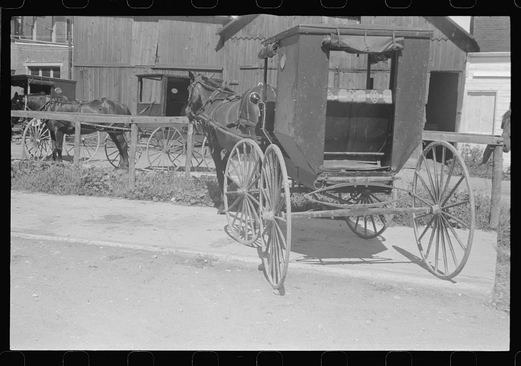 Amish wagon, Plain City, Ohio, 1938