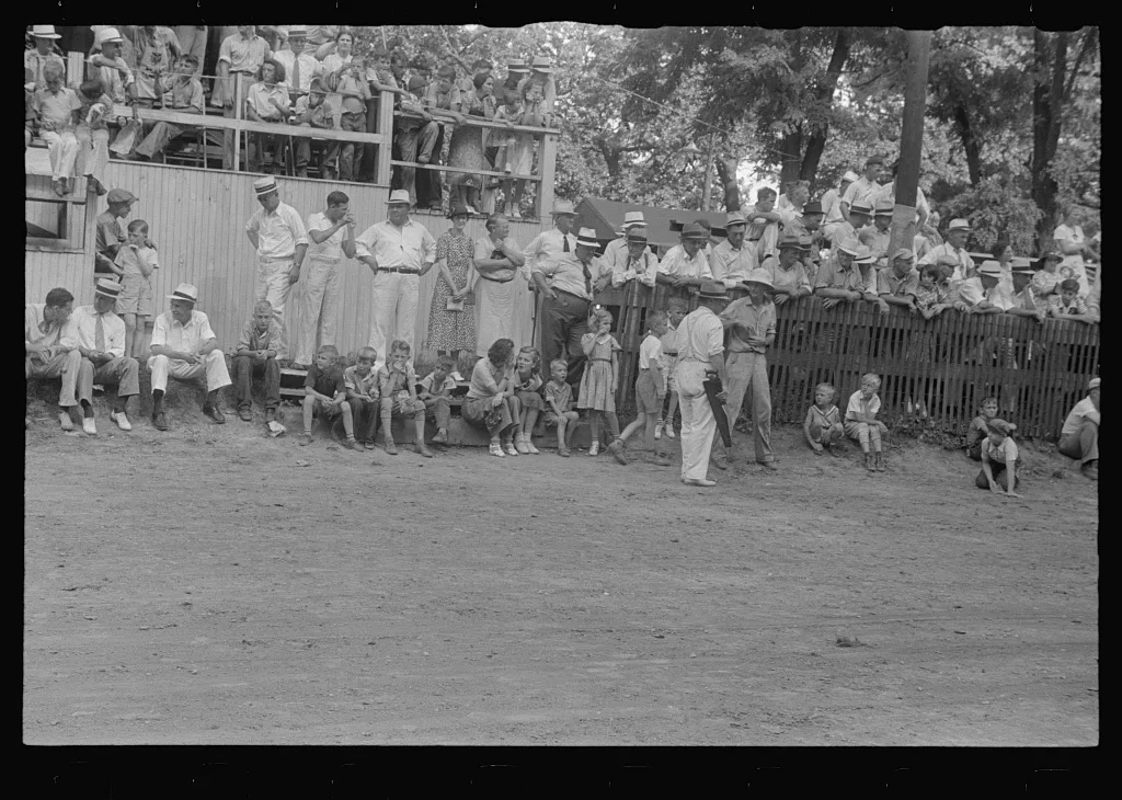 Spectators at county fair, central Ohio, 1938