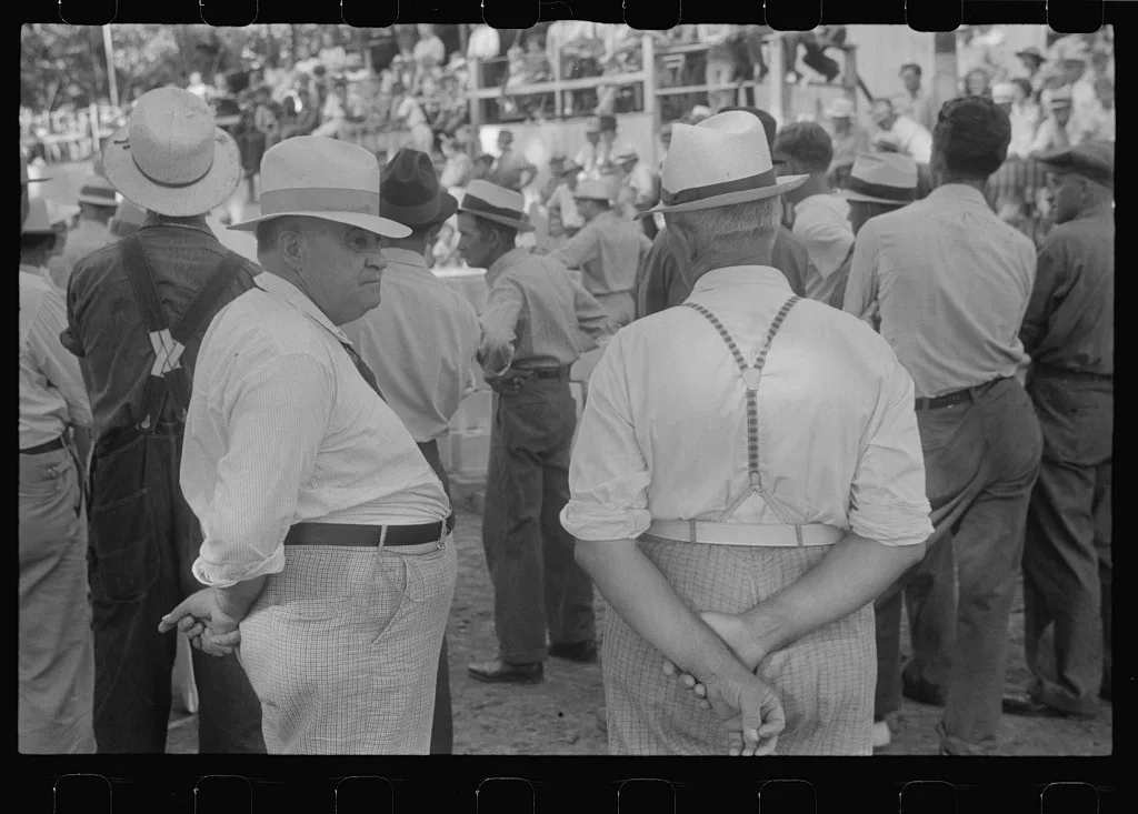Spectators at county fair, central Ohio, 1938
