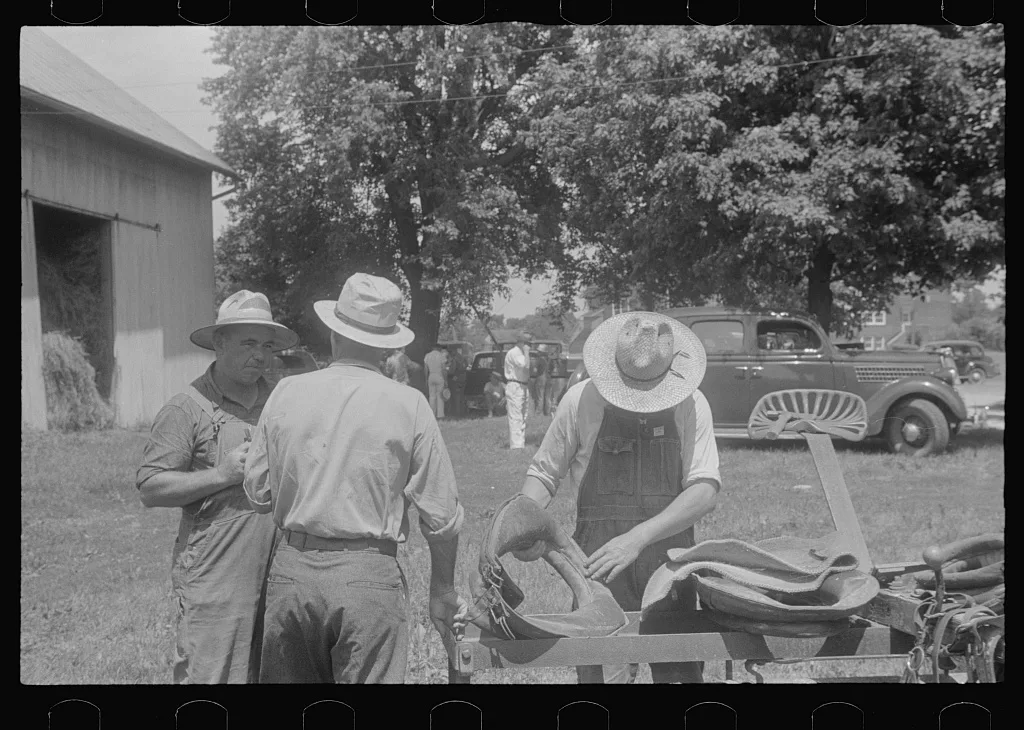 Farmers at public auction in central Ohio, 1938