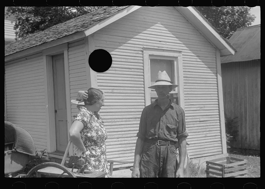 [Untitled photo, possibly related to: Spectators at public auction in…, Ohio, 1938