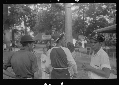 Spectators at county fair, central Ohio, 1938